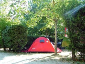 Camping Prados Abiertos en Gredos zona acampada